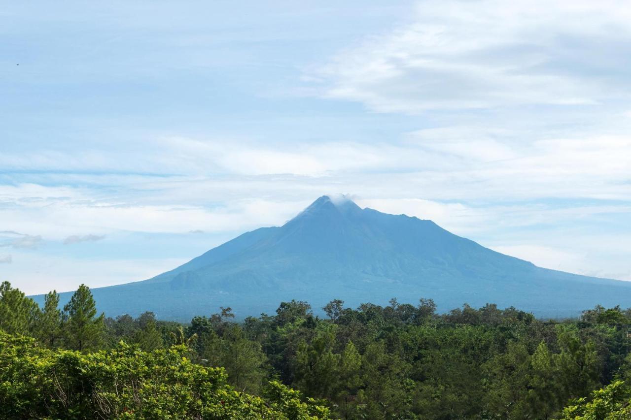 Mustika Yogyakarta And 5* Yogyakarta