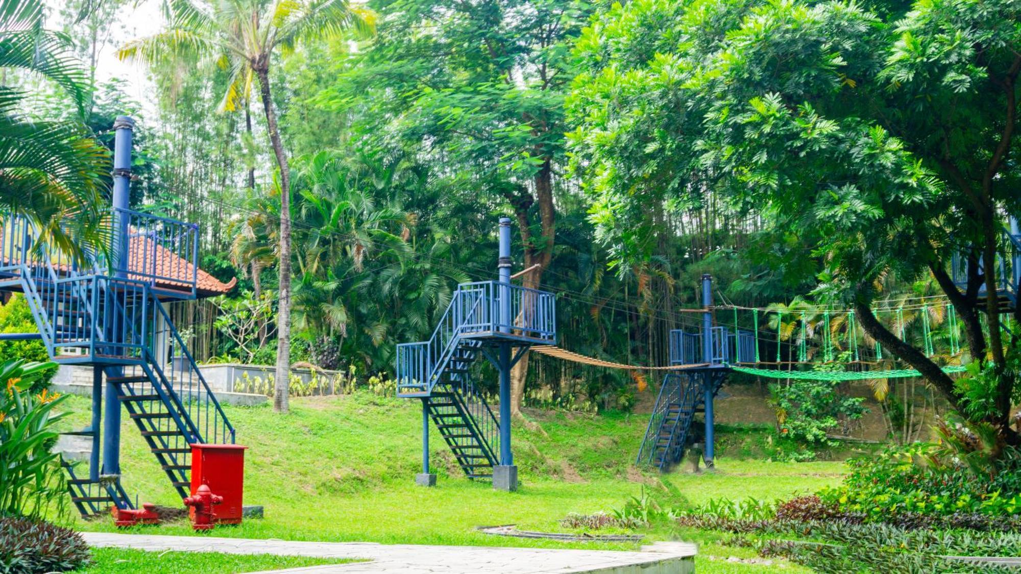 Hotel Mustika Yogyakarta And 5*